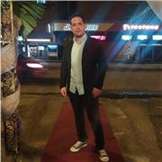 Estudiante de últimos semestres de ingeniería. Con competencias en matemáticas, física y química. Muy competente en la enseñanza